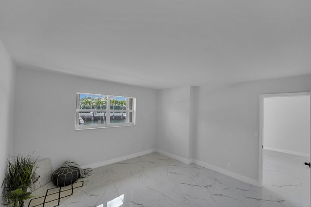 750 NE Spanish River Boulevard 102, Boca Raton, FL 33431