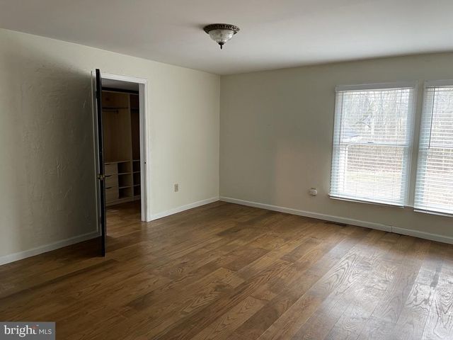 156 DAVIS RD, Coatesville, PA 19320