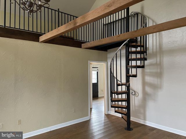 156 DAVIS RD, Coatesville, PA 19320