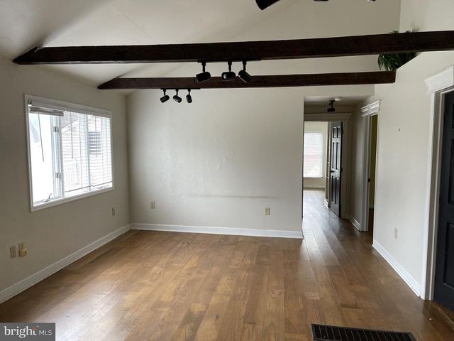 156 DAVIS RD, Coatesville, PA 19320