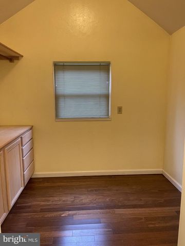 156 DAVIS RD, Coatesville, PA 19320