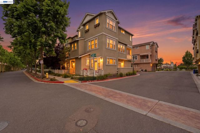 41008 Asilomar Ter, Fremont, CA 94538