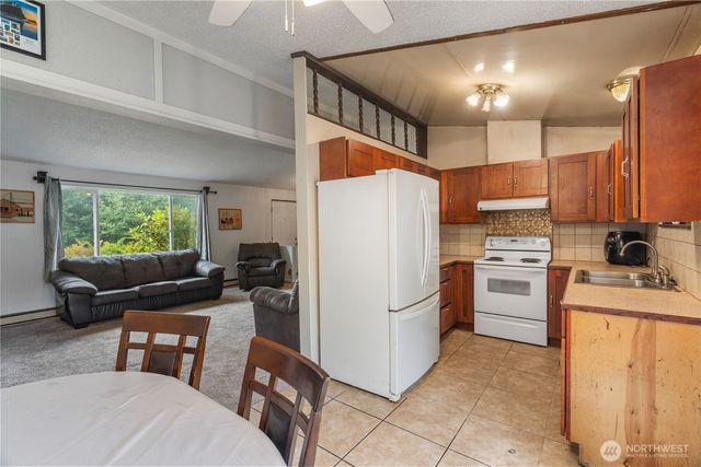 5 Hoquiam Street, Copalis Beach, WA 98535