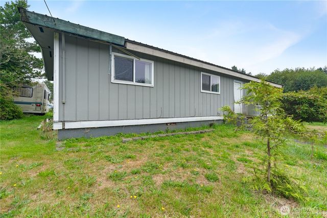 5 Hoquiam Street, Copalis Beach, WA 98535