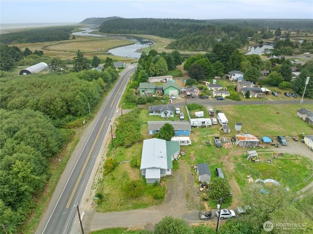 5 Hoquiam Street, Copalis Beach, WA 98535