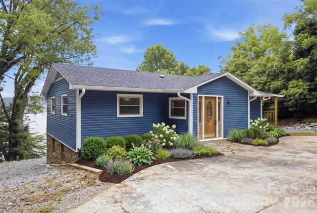 7016 Hyde Street, Sherrills Ford, NC 28673
