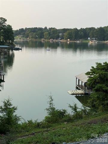 7016 Hyde Street, Sherrills Ford, NC 28673