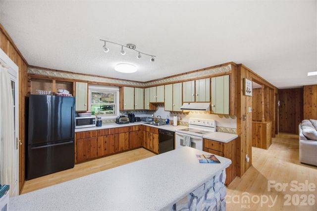 7016 Hyde Street, Sherrills Ford, NC 28673