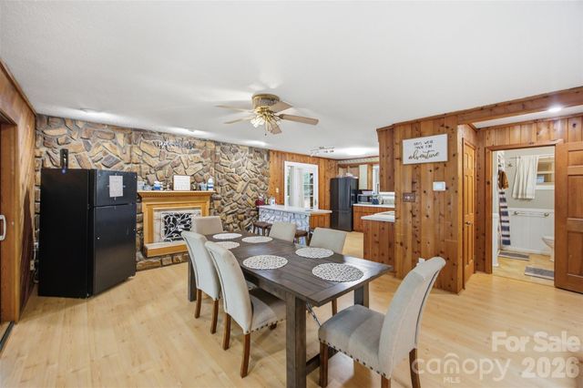 7016 Hyde Street, Sherrills Ford, NC 28673