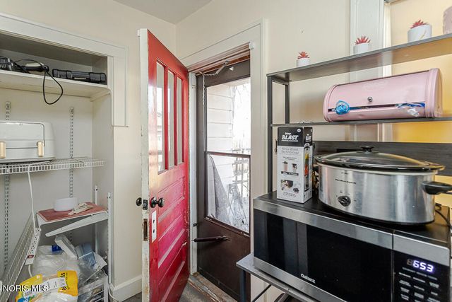 1260 Craigwood Road, Toledo, OH 43612