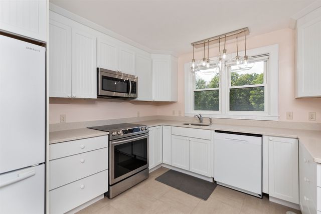 55 Crafts Avenue, Lebanon, NH 03784