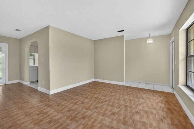 11582 60th Street N, West Palm Beach, FL 33411