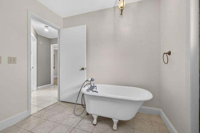 11582 60th Street N, West Palm Beach, FL 33411