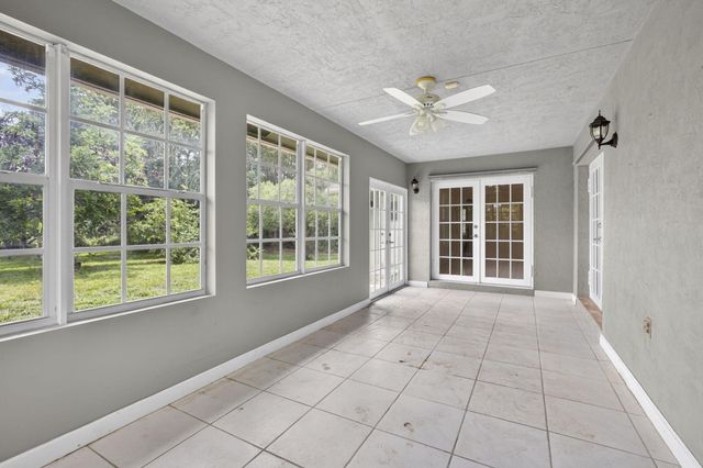 11582 60th Street N, West Palm Beach, FL 33411