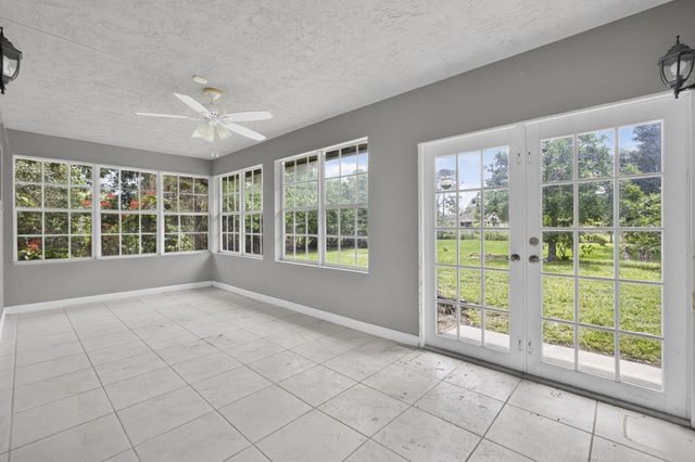 11582 60th Street N, West Palm Beach, FL 33411