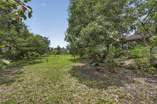 11582 60th Street N, West Palm Beach, FL 33411