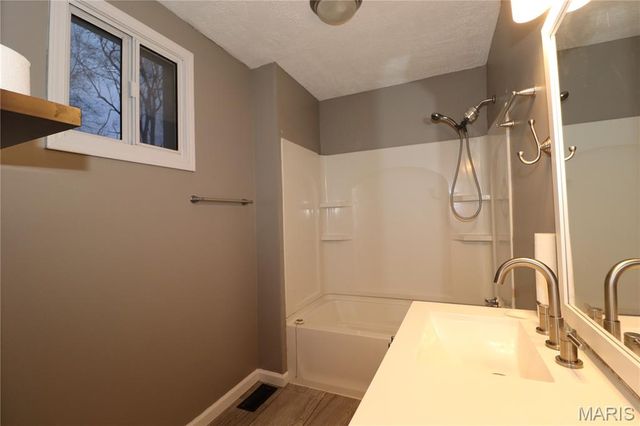 302 Olive Street, Edwardsville, IL 62025