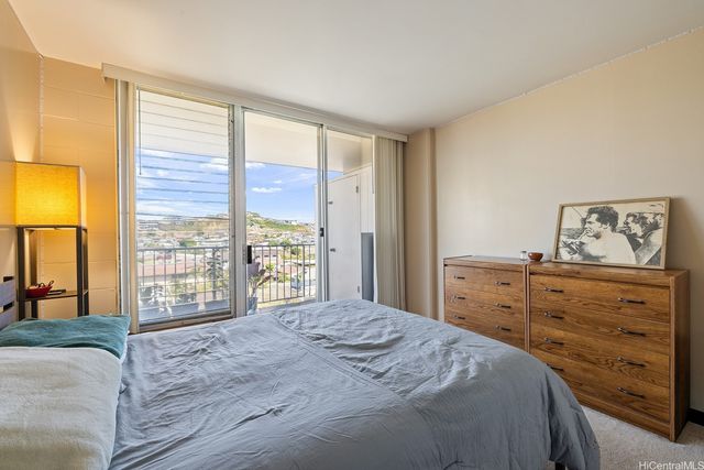 909 Ala Lilikoi Street 608, Honolulu, HI 96818