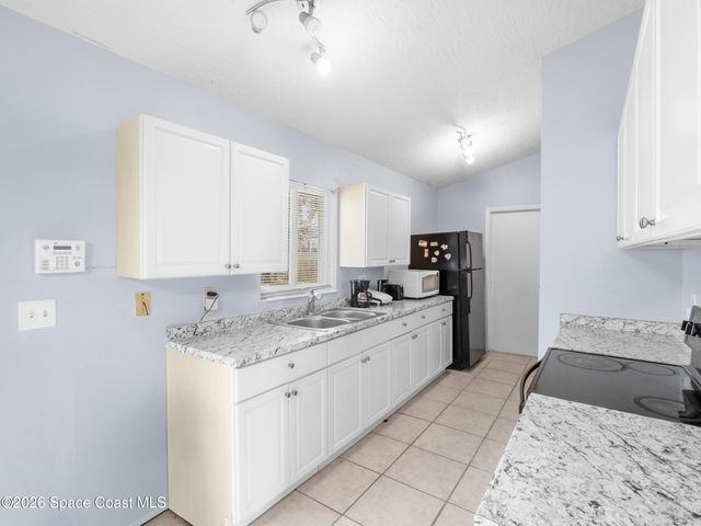 1273 Perry Avenue NW, Palm Bay, FL 32907