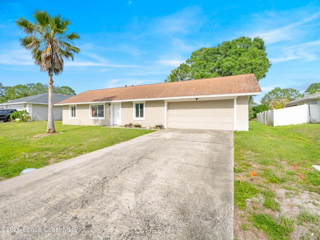 1273 Perry Avenue NW, Palm Bay, FL 32907