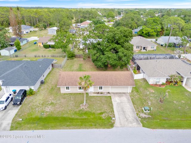 1273 Perry Avenue NW, Palm Bay, FL 32907
