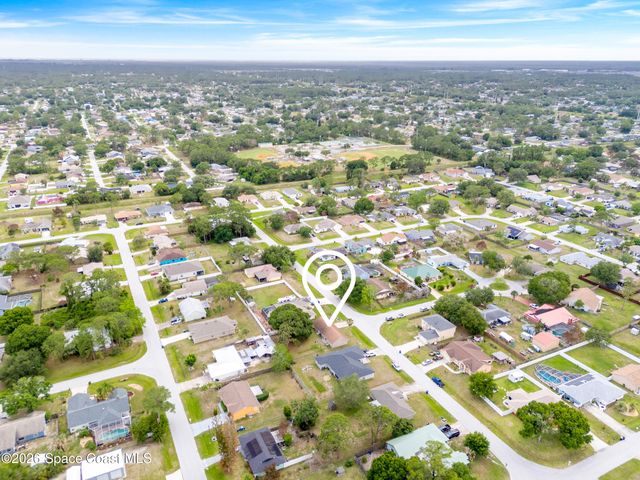 1273 Perry Avenue NW, Palm Bay, FL 32907