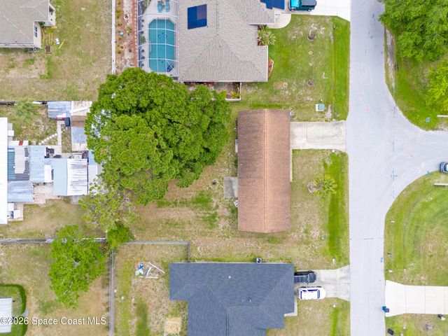 1273 Perry Avenue NW, Palm Bay, FL 32907