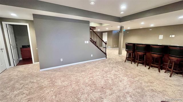 1838 S Mackwood Road, Rochester Hills, MI 48307