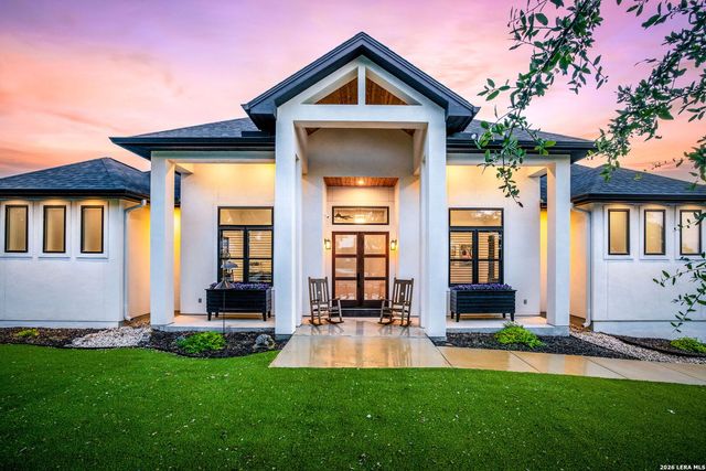1235 ACE TRL, New Braunfels, TX 78132