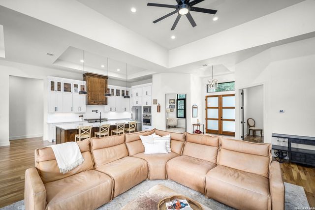 1235 ACE TRL, New Braunfels, TX 78132