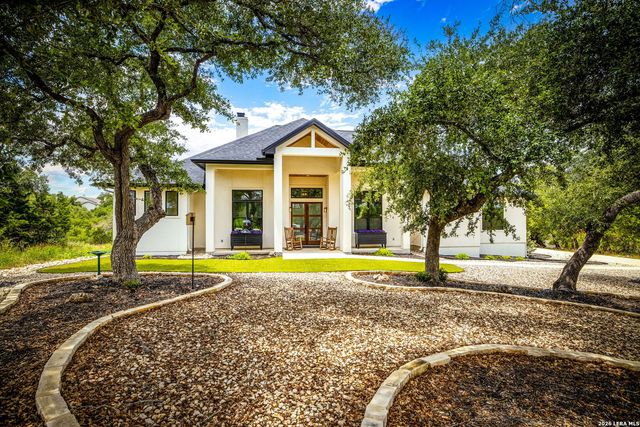 1235 ACE TRL, New Braunfels, TX 78132