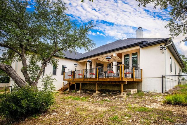 1235 ACE TRL, New Braunfels, TX 78132