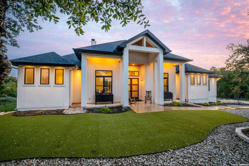 1235 ACE TRL, New Braunfels, TX 78132