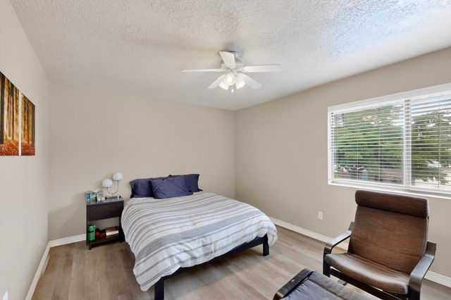 8333 COMANCHE Road NE 16-D, Albuquerque, NM 87110