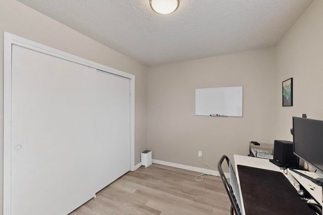 8333 COMANCHE Road NE 16-D, Albuquerque, NM 87110