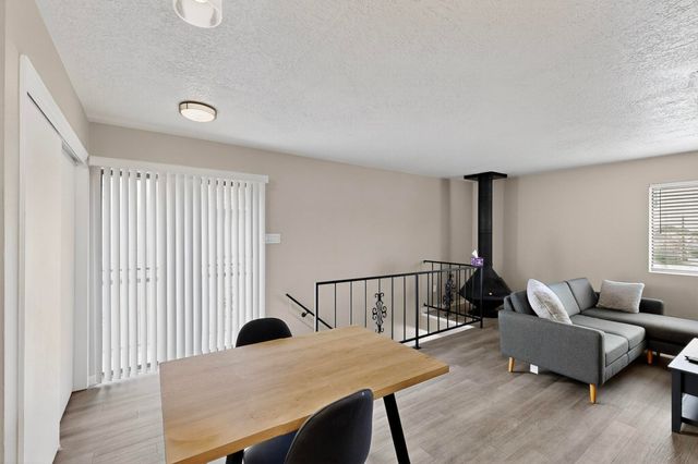 8333 COMANCHE Road NE 16-D, Albuquerque, NM 87110