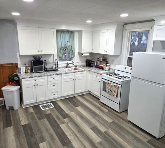 101 Hempel Street, Rochester, NY 14605