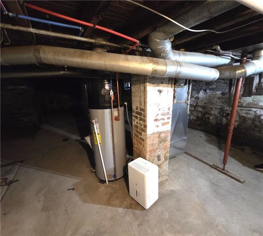 101 Hempel Street, Rochester, NY 14605