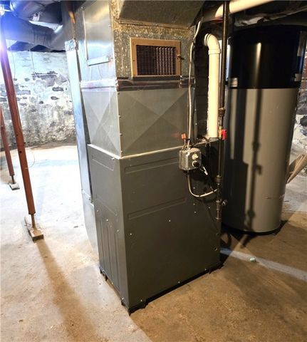 101 Hempel Street, Rochester, NY 14605