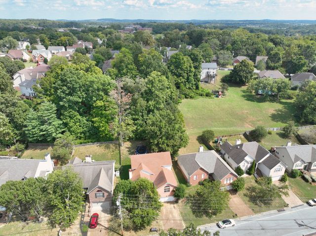 3465 Cobble St, Nashville, TN 37211