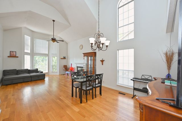 3465 Cobble St, Nashville, TN 37211