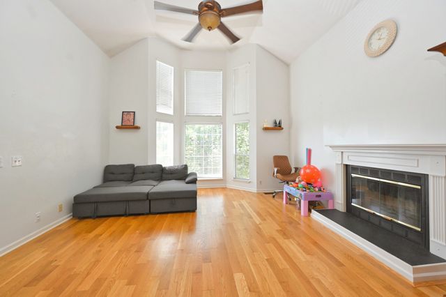 3465 Cobble St, Nashville, TN 37211