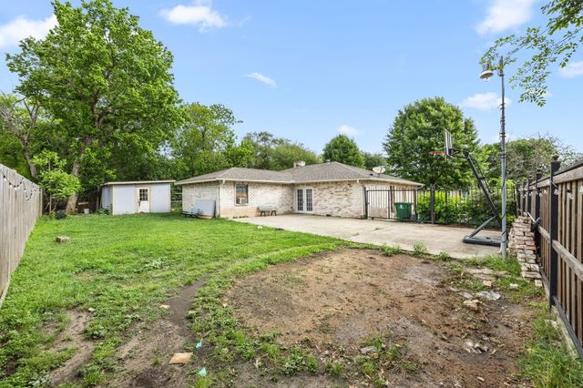 15303 Tonya Drive, Houston, TX 77060