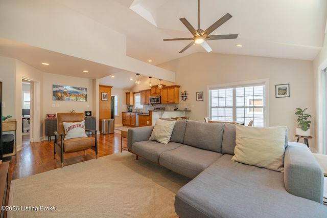 3407 Grandview Ave, Louisville, KY 40207