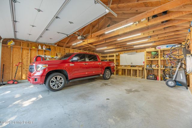 3407 Grandview Ave, Louisville, KY 40207