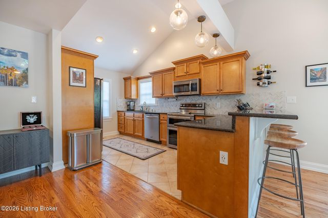 3407 Grandview Ave, Louisville, KY 40207