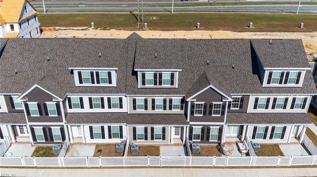 4954 Apricot WAY, Chesapeake, VA 23321