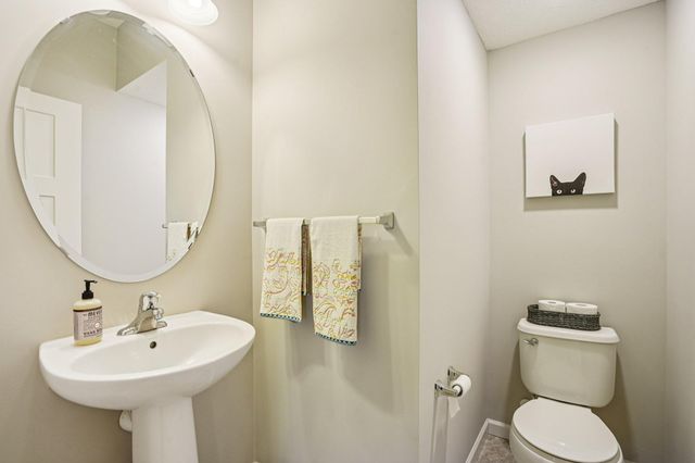 5125 95th Way N, Brooklyn Park, MN 55443