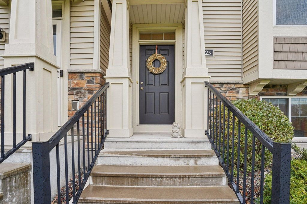 5125 95th Way N, Brooklyn Park, MN 55443