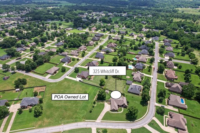 325 Whitcliff Drive, Cave Springs, AR 72718